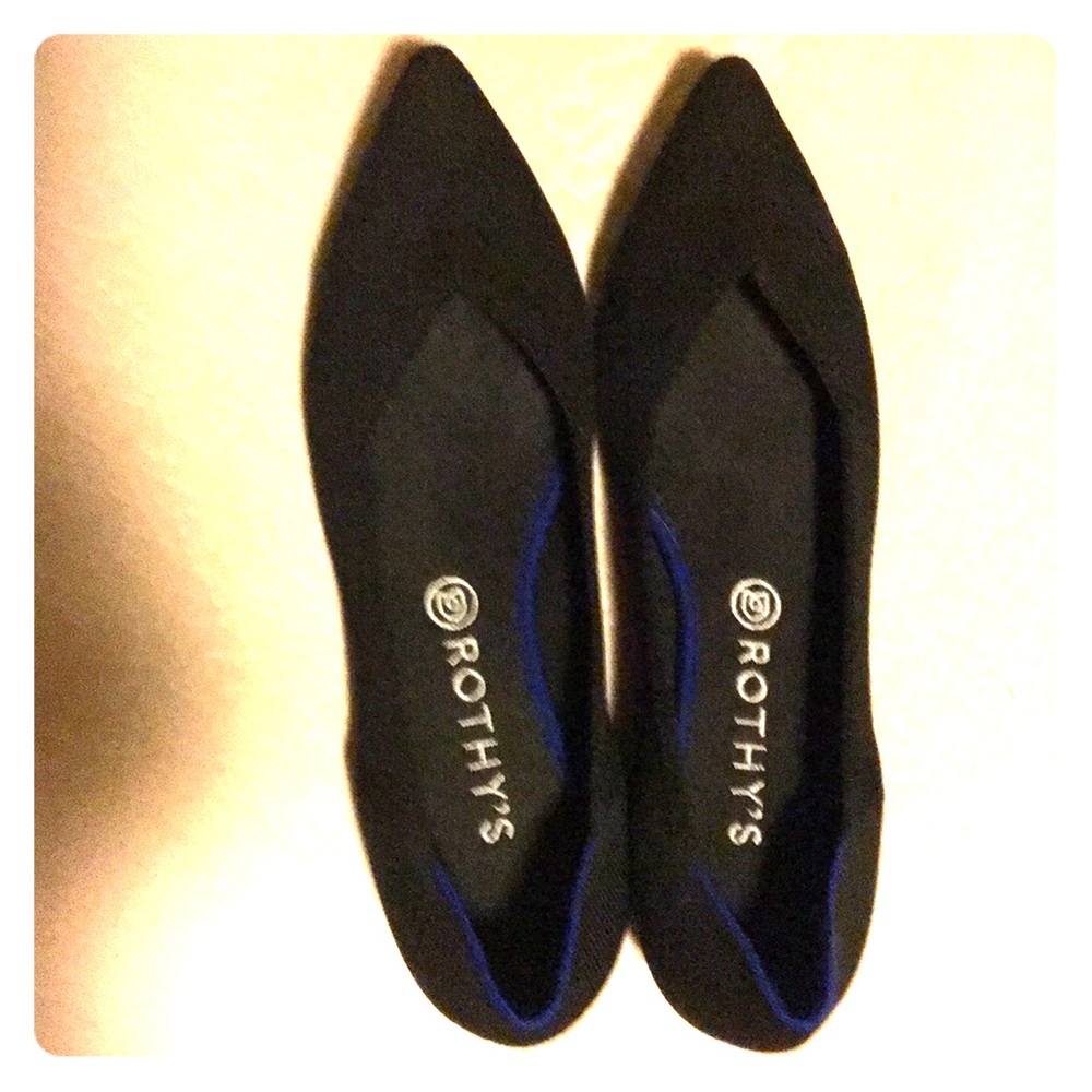 Pointed black Roth’s NWOT